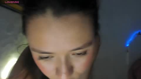 zoe_maddison19 online show from November 16, 8:00 pm