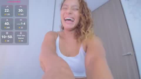 zoe online show from November 22, 8:18 pm