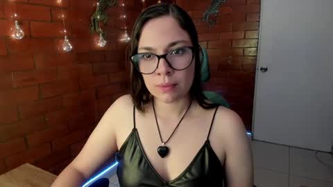 Snapshot of zoe_ringer chatting on February 26, 3:54 pm Zoe  online show from February 26, 3:54 pm