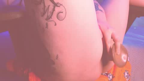 Snapshot of zoe_sexy69 chatting on March 7, 8:22 pm ZOE online show from March 7, 8:22 pm