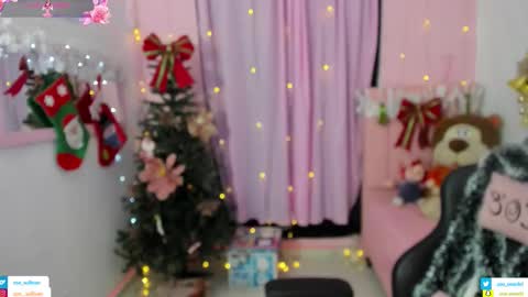 zoe_sullivan_ online show from November 23, 10:46 am