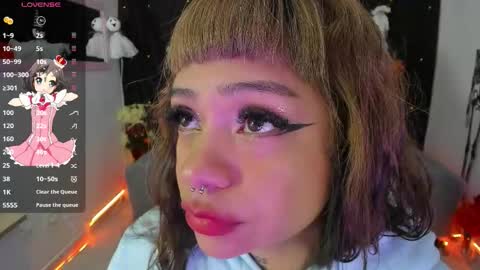 zoe_sullivan_ online show from October 22, 9:45 am