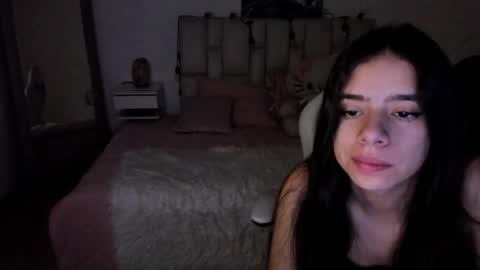 Zoe online show from November 22, 1:42 pm