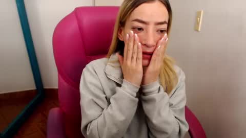 zoe online show from July 24, 3:36 am
