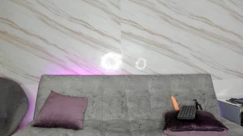 zoeh_smith online show from November 17, 12:08 pm