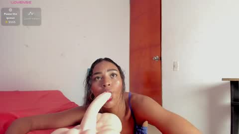 Zoe online show from May 28, 9:46 pm