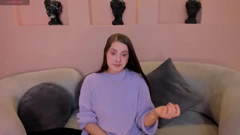 Snapshot of zoeywalker_ chatting on October 13, 12:07 pm Zoey Walker online show from October 13, 12:07 pm