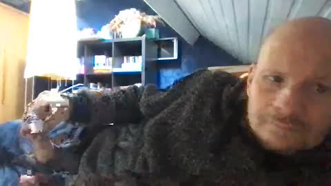 zolexthomas online show from March 8, 12:30 pm