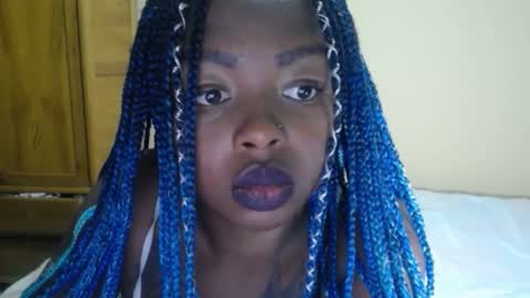 Zooe online show from February 9, 10:54 pm