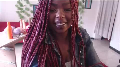 Zooe online show from October 9, 2:00 pm