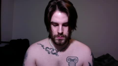 zorvello_83 online show from April 17, 11:40 pm