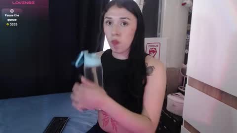 cintya kors online show from January 14, 7:00 pm