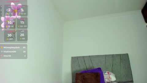 Snapshot of zule__williams chatting on September 23, 12:43 pm zule online show from September 23, 12:43 pm