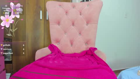 Snapshot of zule__williams chatting on February 26, 1:36 am zule online show from February 26, 1:36 am