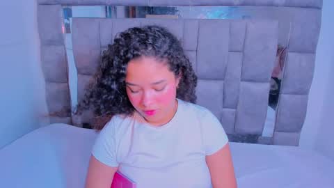 Zuly  online show from March 11, 7:03 pm