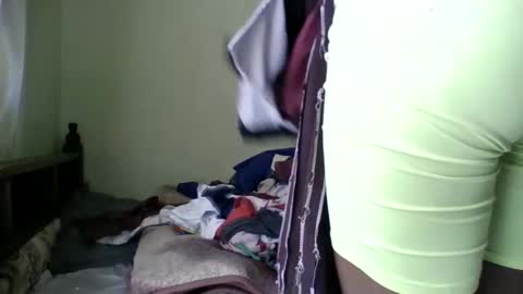 zurivelvetstudio online show from February 11, 12:09 pm