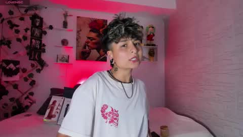 Snapshot of zuryramirez_ chatting on October 26, 9:36 pm Zury Ramirez online show from October 26, 9:36 pm