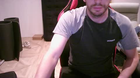 zyriosben online show from September 20, 2:53 pm